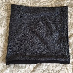 Lululemon scarf
